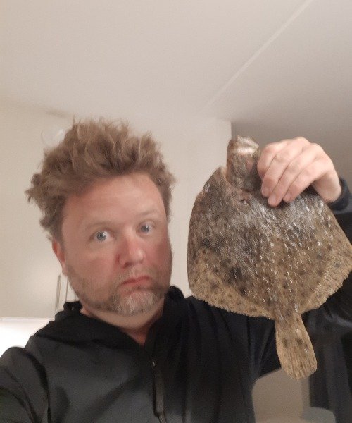 Lille grisling – Pighvar fanget af Jesper Nordin ved Smidstrup om natten